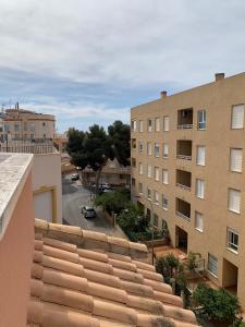 Το κτήριο όπου στεγάζεται  το διαμέρισμα