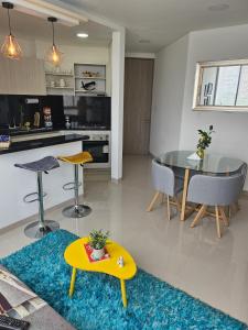 Η κουζίνα ή μικρή κουζίνα στο Apartamento en Cucuta para estrenar