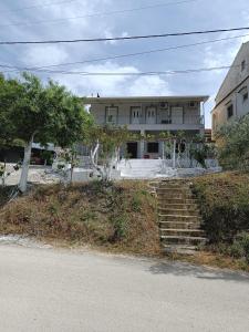 Gallery image of Spiros full House in Marathias in Marathias
