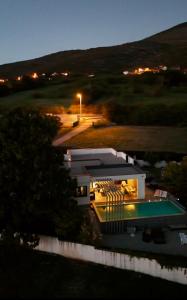 モスタルにあるVilla Mona with heated pool , modern comfort in Herzegovinaのギャラリーの写真