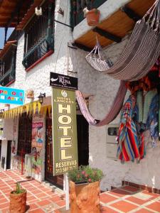 Pantano de Vargas - Hotel Lancers - Paipa Boyacá的证书、奖牌、标识或其他文件