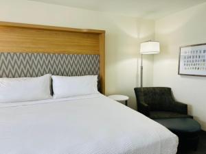 Легло или легла в стая в Holiday Inn Miami International Airport by IHG