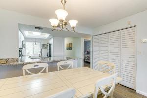 Gallery image of 2 Mi to Sombrero Beach Condo with Pool and Hot Tub in Marathon +18 photos