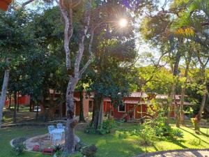 Villaflor Pousada外面的花园