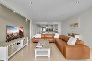 Χώρος καθιστικού στο Our Beach House at Husky - Stay for 3 Pay for 2! Coastal Couples Escape