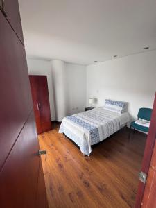 Voodi või voodid majutusasutuse Hotel link toas