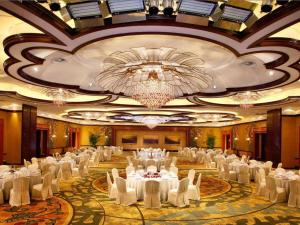 Εστιατόριο ή άλλο μέρος για φαγητό στο New Century Grand Hotel Ningbo +223 φωτογραφίες