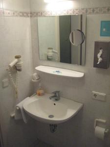 Koupelna v ubytování Hotel-Dörfler Garni
