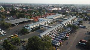an aerial view of a building with a parking lot at OYO Life 2982 Griya Aisyah Residence 2 in Kedurus
