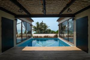 Bazén v ubytování Moana Resort Koh Kood nebo v jeho okolí