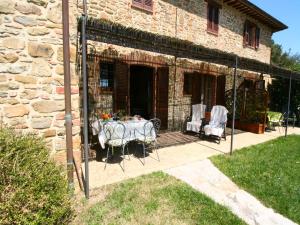 The building in which the holiday home is located