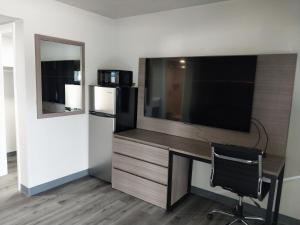 Kuchyň nebo kuchyňský kout v ubytování Gateway Inn