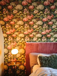 Postel nebo postele na pokoji v ubytování HAGA Hotell & Bistro