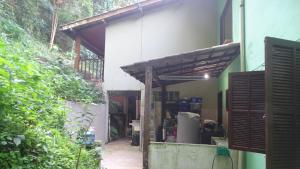 Fotografie z fotogalerie ubytování Quarto em casa na Mata Atlântica v destinaci Angra dos Reis