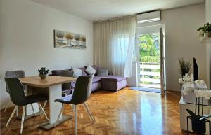 Posedenie v ubytovaní Apartman "Roko"