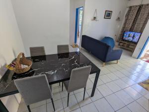 TV a/nebo společenská místnost v ubytování Crazy Bears Guesthouse