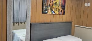 Postel nebo postele na pokoji v ubytování Farhad's B&B