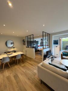 Posezení v ubytování Charmante maison à 5min de la plage et du golf