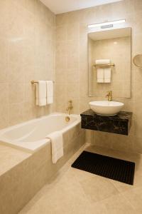 Un baño de Saraya Palace Hotel