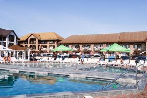 Bazén v ubytování Hotel BILYI AIST nebo v jeho okolí