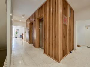 Imagem da galeria de AURA TOWER Apartments by Gaby em Rafailovici