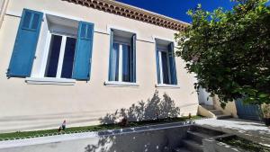 Budova, kde se prázdninový dům nachází