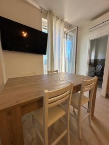 Μια τηλεόραση ή/και κέντρο ψυχαγωγίας στο Terrazza Adriatica