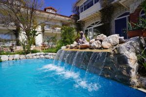 Afbeelding uit fotogalerij van Cumbalıca Flora in Çeşme