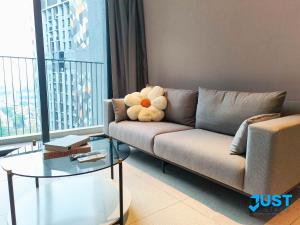 Posezení v ubytování Millerz Square Signature Suites by Just Stay Hospitality + 119 fotografií