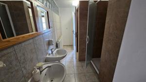Ein Badezimmer in der Unterkunft Baurů Dvůr