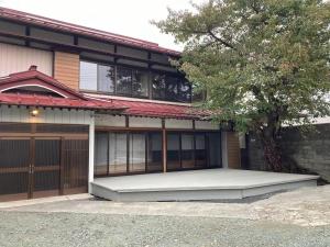富士河口湖町にあるフジ サクラ ハウスの屋敷