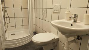 Ein Badezimmer in der Unterkunft Baurů Dvůr