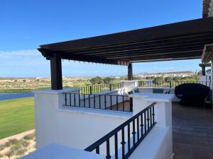 Balkon lub taras w obiekcie Luxury 2 bed Penthouse on Golf Course Murcia