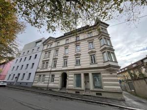 Budova, v ktorej sa apartmán nachádza