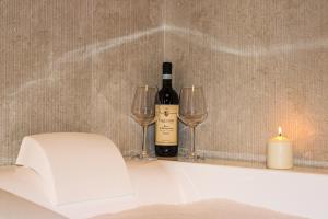 A bed or beds in a room at Antica Quercia Villa & Spa