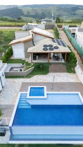 Bazén v ubytování Chácara em Socorro SP nebo v jeho okolí