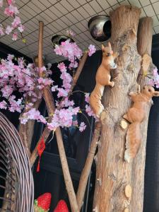 Gallery image ng 眠眠細語溫泉套房 sa Toucheng
