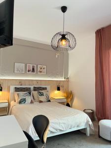 Ένα ή περισσότερα κρεβάτια σε δωμάτιο στο Quarto confortável em apartamento partilhado por outros hóspedes