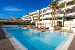 Swimmingpoolen hos eller tæt på Playa Marina CS263 - La Cala Luxury Apartment
