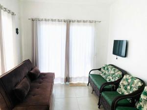 Gallery image of Casa a 100m da praia com Wi-Fi BK9174 in São Francisco do Sul