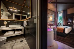 Kúpeľňa v ubytovaní Torre Argentina Relais - Residenze di Charme