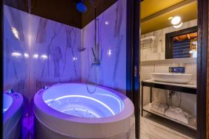 Kúpeľňa v ubytovaní Torre Argentina Relais - Residenze di Charme