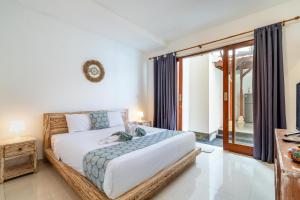 Private Suite in Tropical Pool Villa客房内的一张或多张床位