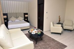 Imagem da galeria de AZ Hôtels Zeralda em Zéralda