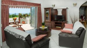 Gallery image of Ixora Villa in Anse Royale