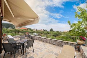 A balcony or terrace at Maistroshome