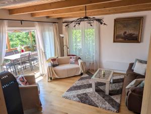 Χώρος καθιστικού στο Holiday home in Pakozd - Velence-See 43968