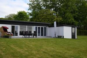 Κήπος έξω από το Traumhaus mit Fördeblick - FÖRDE-ANKER