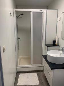 Ένα μπάνιο στο Apartamento en casa particular en Moraira