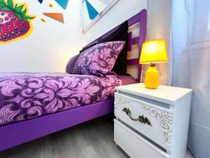 Le Pop Art - Studio near Train Station - 2 people客房内的一张或多张床位